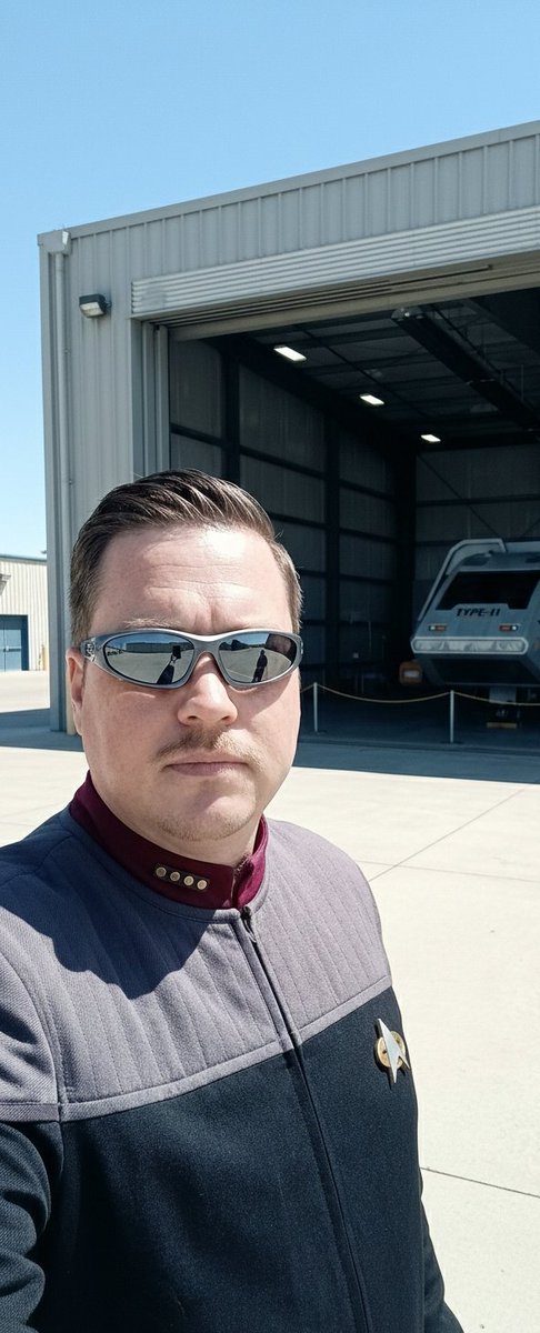 MartinPoecher's tweet photo. Heute ist Testflug... wünscht mir Glück! 😎👍😉
#intothefuture #sciencerules #trekvibes https://t.co/aPdytUN1xm