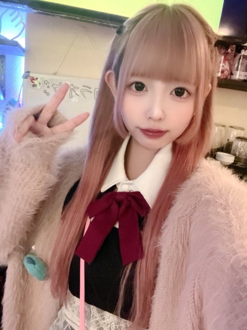 SECRET BASE -可愛いメイドと酒の店-のツイート