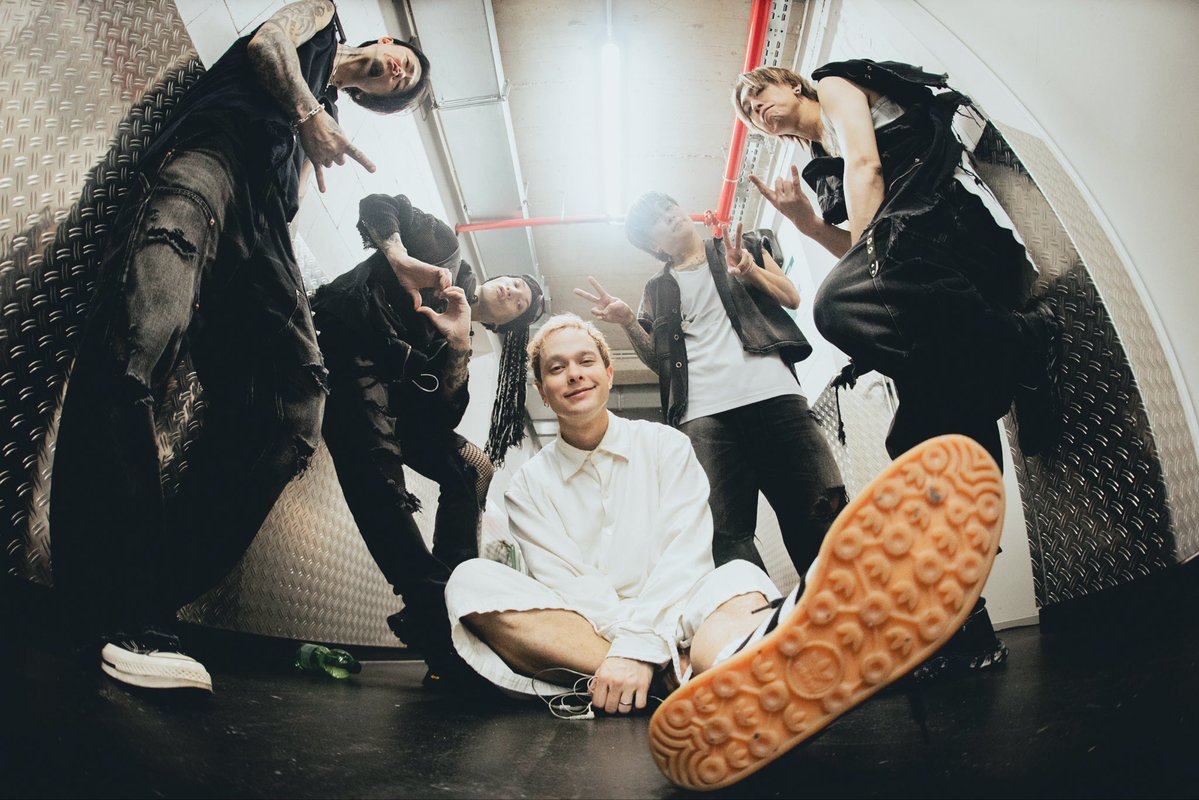 coldrain_jp's tweet image. EU/UK HEADLINER TOUR 2025 OPTIMIZE
Nov 27 CARLSWERK VICTORIA Cologne,Germany

🎫 bnds.us/4slw31

Photos by ヤマダマサヒロ
Film / Edit by @seidai_takekosh 

#coldrain
#OPTIMIZE