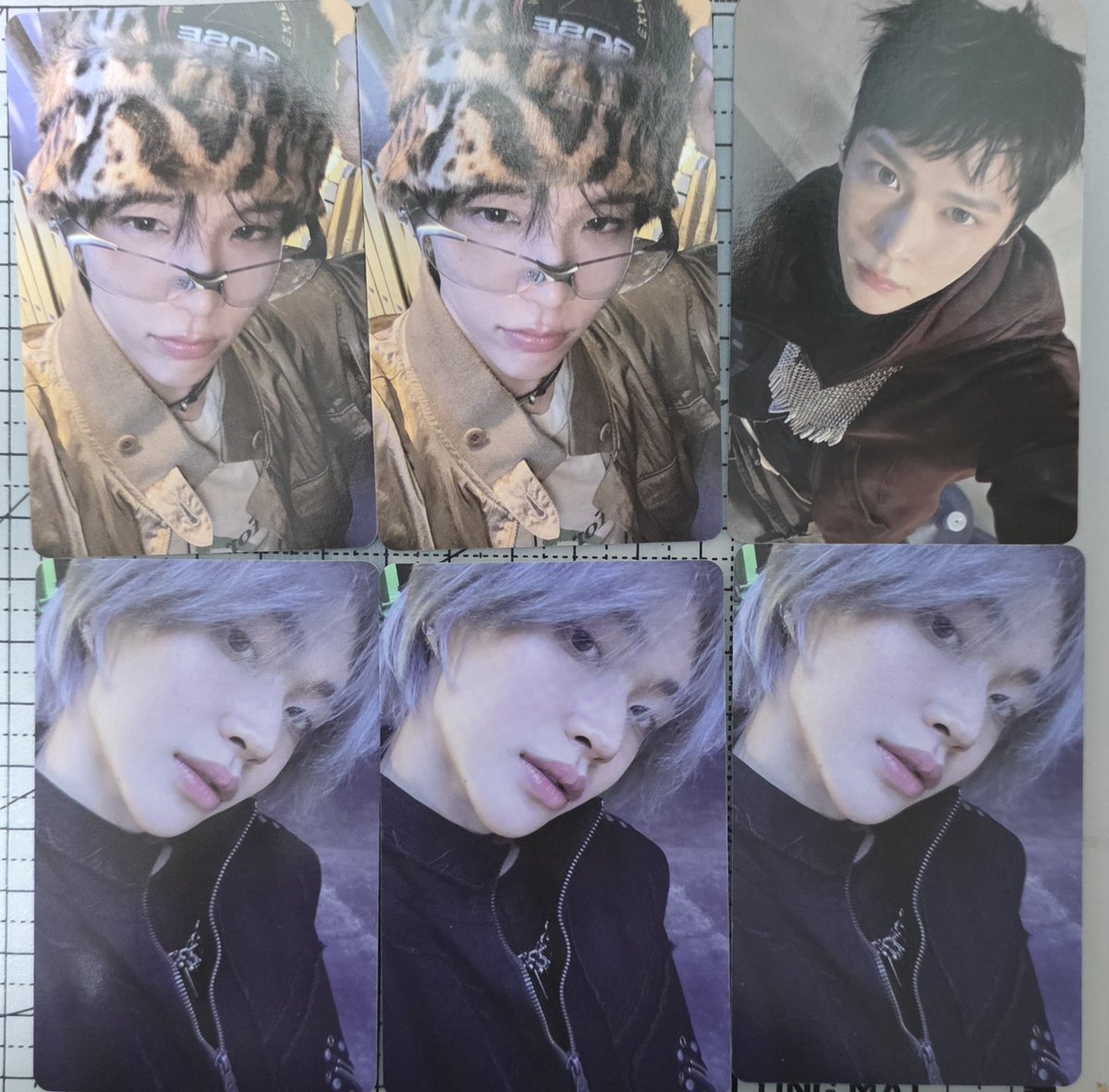 cloverlove_luck's tweet photo. 라이즈 스미니 교환 구합니다! 

저: 타로, 은석, 원빈
님🧡: 앤톤

반택, 끼택 가능! 
멘션에 있는 옾카로 연락주세요! 

라이즈 riize 쇼타로 성찬 은석 원빈 소희 앤톤 찬영 양도 포카 굿즈 https://t.co/y4N4Y08sgN