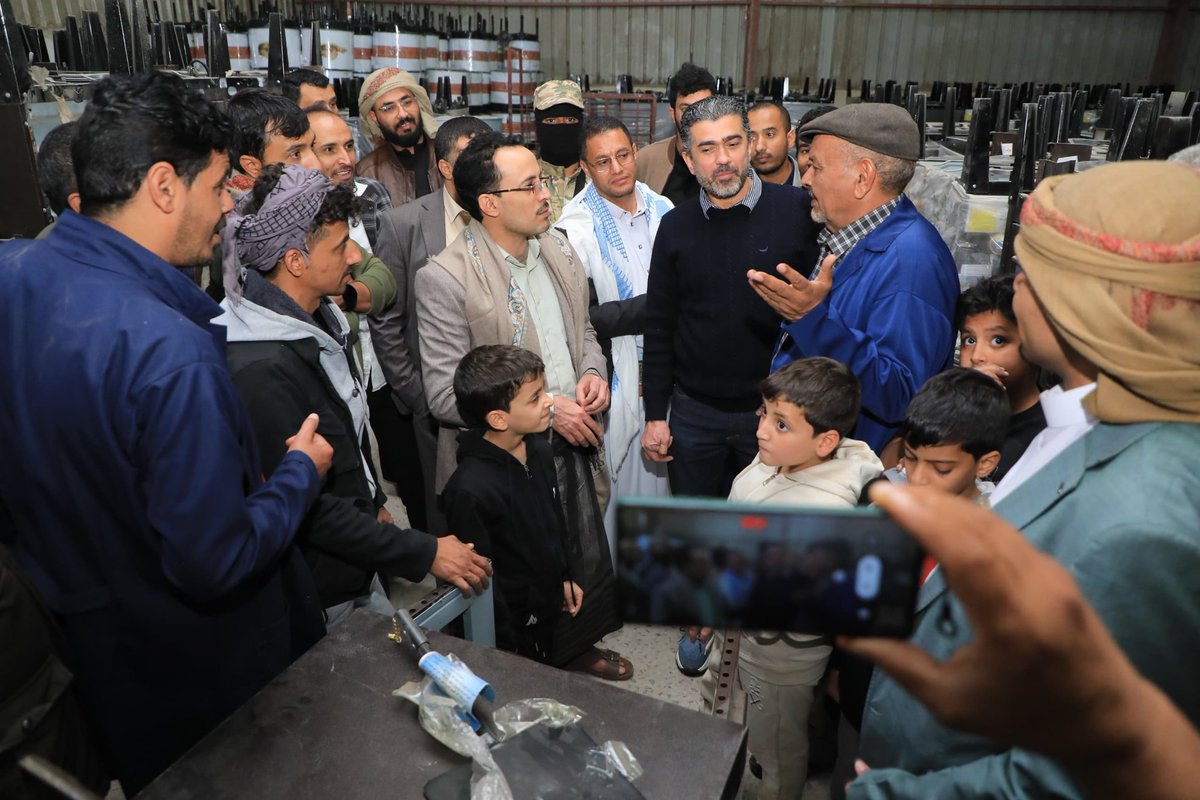 AbdaljparAhmed's tweet image. نحن بحاجة الى منح الثقة للمنتج المحلي 

يوجد في بلادنا صناعة لمختلف أنواع أفران وبوتجازات الطباخة والأدوات المنزلية ومنها الأفران الكبيرة ذات الأبواب الزجاجية

وهذه إحدى العينات من مصنع الحاج محمدالعودي الذي يكافح منذ أربعين سنة ويشتكي من إغراق السوق بالمنتج الخارجي 
..يتبع