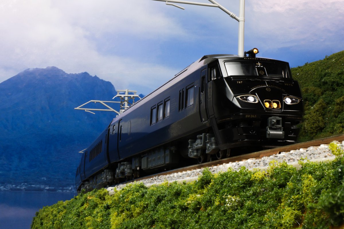 こだわりの黒と金】 「36ぷらす3」がいよいよ発売となりました！艶の