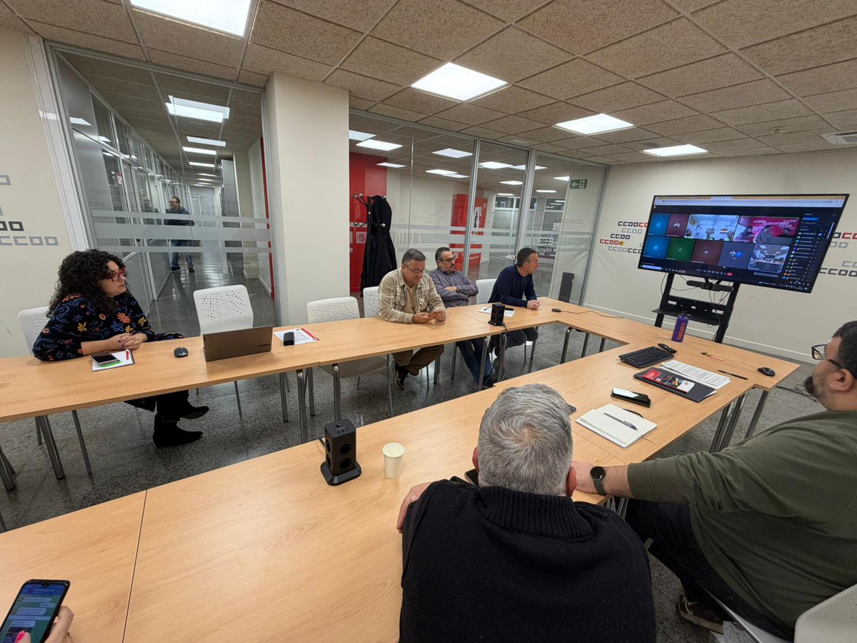 <a href="/annanunezv/">Anna Núñez</a> <a href="/RuedaJruedaM/">Josep Rueda Martinez #OrgullCCOO #FemCCOO🔻</a> <a href="/MCanteroSanchez/">Manuel Cantero</a> <a href="/Industria_CCOO/">CCOO de Industria #PactoIndustriaYA</a> <a href="/belenlopezCCOO/">Belén López Sánchez</a> <a href="/maboiza27/">Miguel Ángel Boiza</a> <a href="/krys26krys/">Cristina Priego💜</a> <a href="/_Vizuete_/">Jose Antonio Vizuete</a> <a href="/DCaurin/">David Caurin Perez🔻</a> <a href="/PachecoJpacheco/">Javier pacheco #OFENSIVACCOO</a> <a href="/FICCOOBLLPAG/">CCOO IND. BLLAPAG</a> <a href="/ccoocatalunya/">CCOO de Catalunya</a> <a href="/FICCOOBCNES/">CCOO INDUSTRIA DEL BARCELONES</a> <a href="/CCOOIndvocccatc/">CCOO Ind vocc-catc</a> <a href="/hermajoan/">Jose A Hernández #orgullCCOO</a> <a href="/miquelpuente/">Miquel Puente</a> Hem fet una primera valoració molt positiva del preacord assolit al metall de BCN amb els delegats i delegades de les principals empreses del sector.

🗣️ El 3 de desembre convoquem una assemblea amb tots els delegats i delegades del metall de BCN per explicar i valorar l'acord
