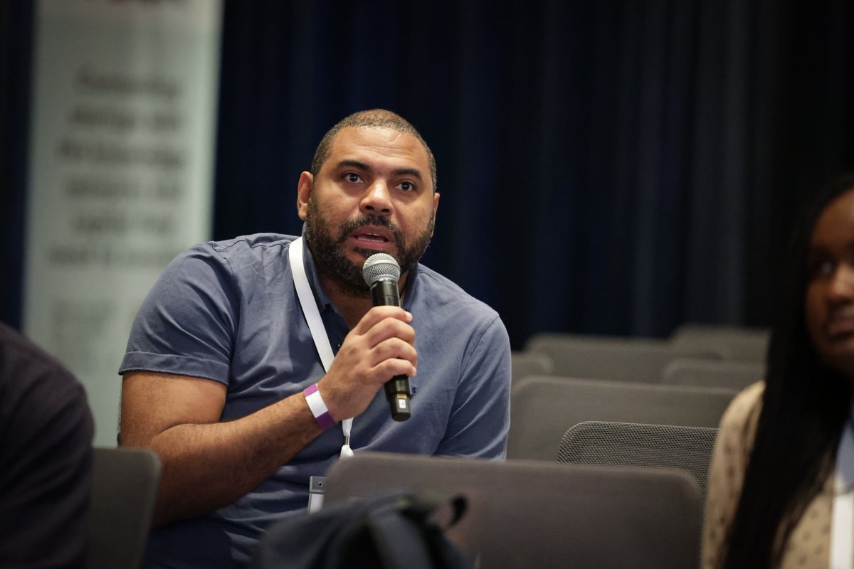 AESIS_summit's tweet image. A powerful panel on Investment Trends &amp;amp; Founder Realities! LPs and fund-of-funds unpacked Africa’s shifting risk–reward landscape and what makes the continent investable. 

Insightful views from Andrew Darge, Martin Warioba, Sunga Mkwezalamba &amp;amp; Wakiuru Njuguna.