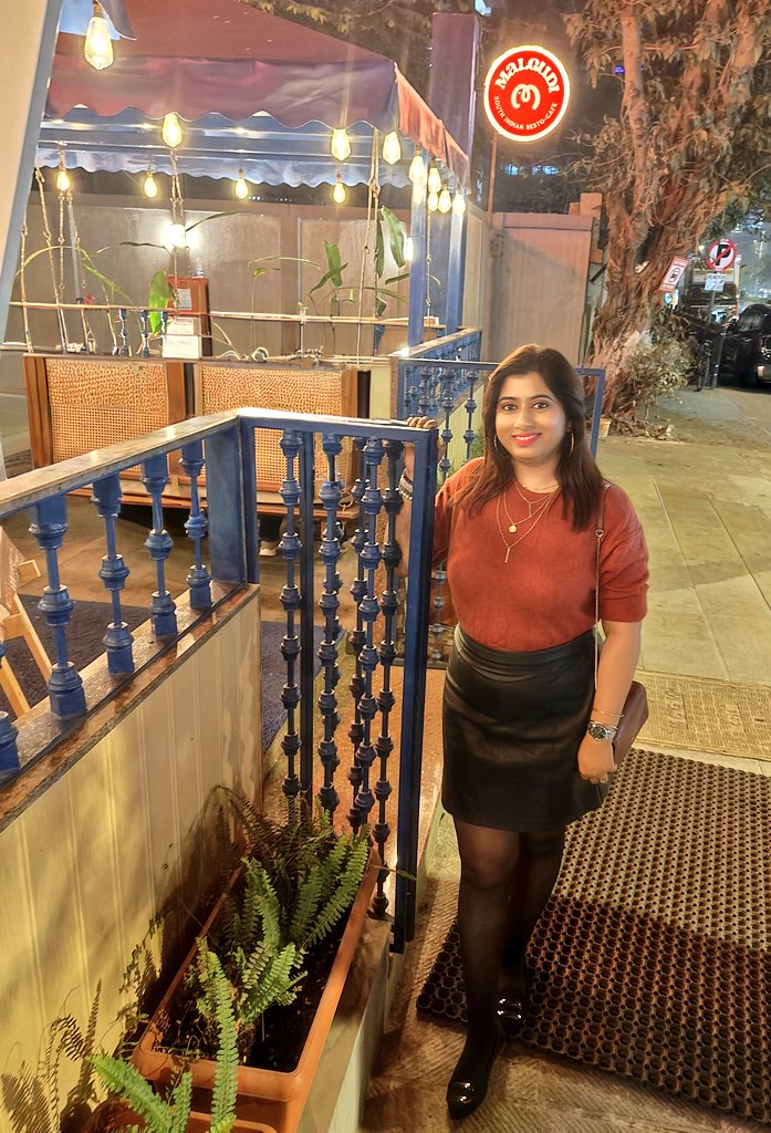 oct12's tweet image. Pumpkin Spice Weather 🤎 

#fallfashion #ootd #datenight