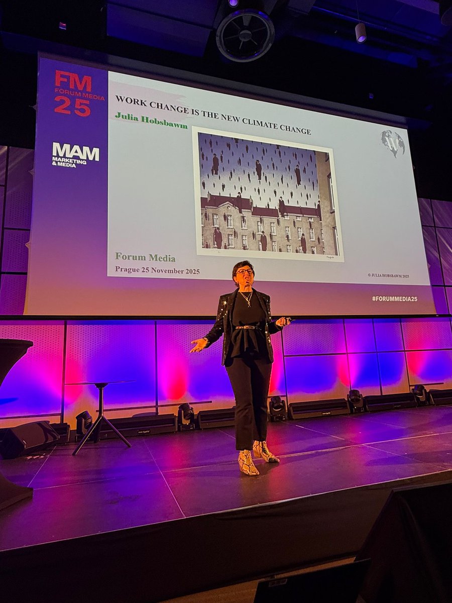 juliahobsbawm's tweet image. IT&apos;s RAINING MEN  open.substack.com/pub/juliahobsb…