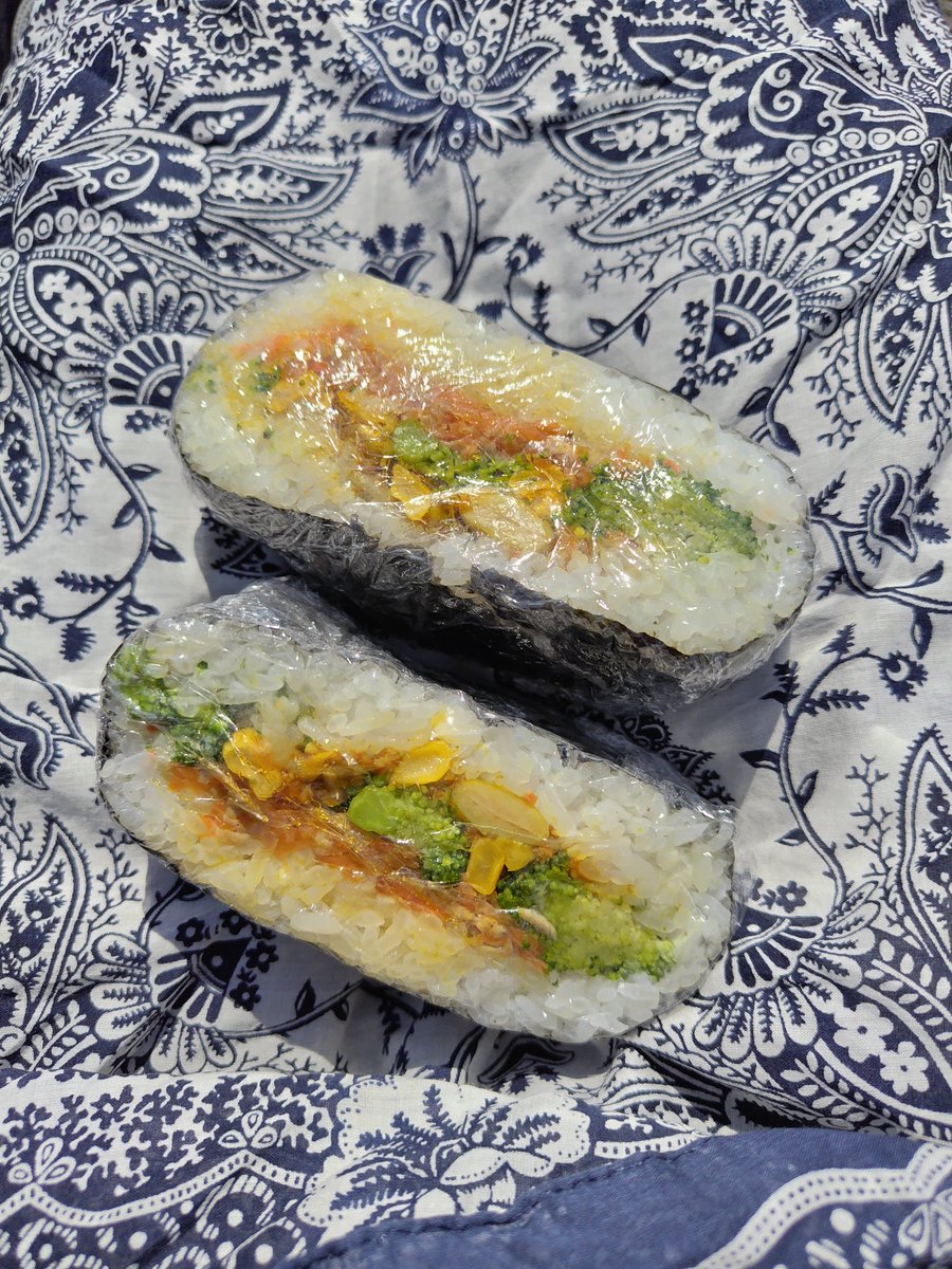 kbfrrdh's tweet image. #OnigiriAction
For Japan