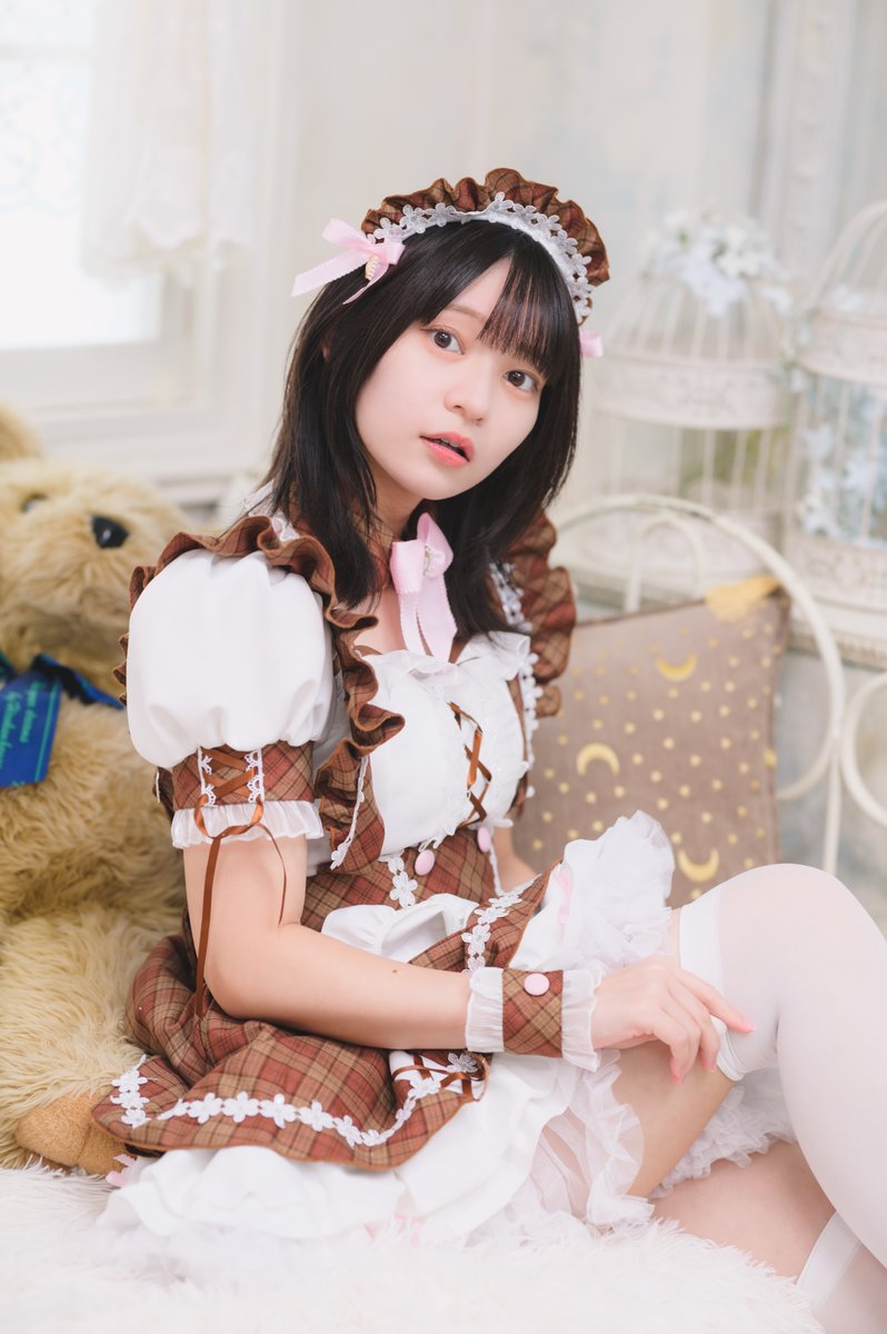 #いいニーハイの日
#梅山涼 さん <a href="/Ryo_Umeyama/">梅山 涼🐰うめちゃん</a> #ポートレート #portrait
#メイド #あっとほぉーむカフェ #Malymoon #マリームーン