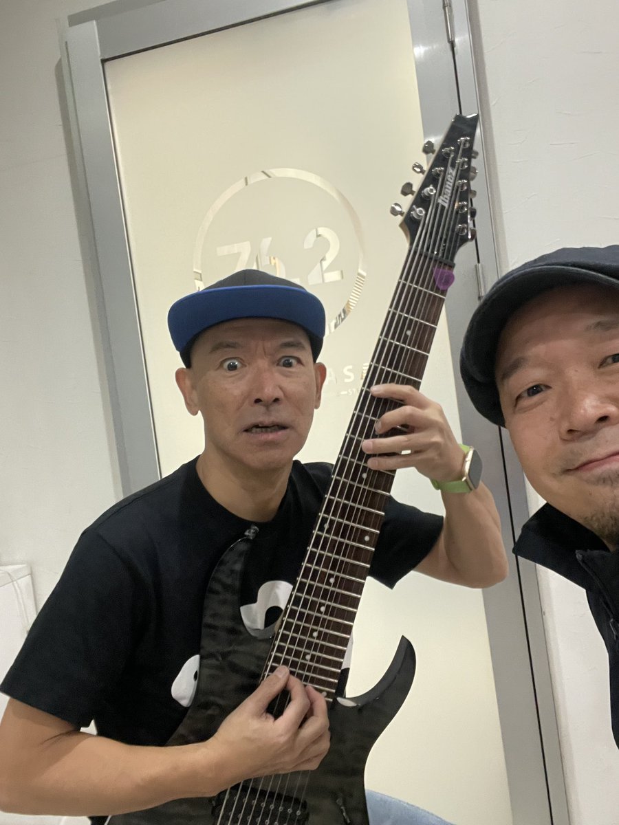 NoguchiTadataka's tweet photo. 本日このあとラジオです！
なんとゲストに9弦ギターのパイオニア、村鳥靖さんが来てくれます！

11/28（金）
FM76.2MHz
ラジオ高崎「no+subject」
20:00〜20:54生放送

再放送
翌日21:00〜21:54

メッセージはこちら↓
762@takasaki.fm https://t.co/BhSfwOOOVk