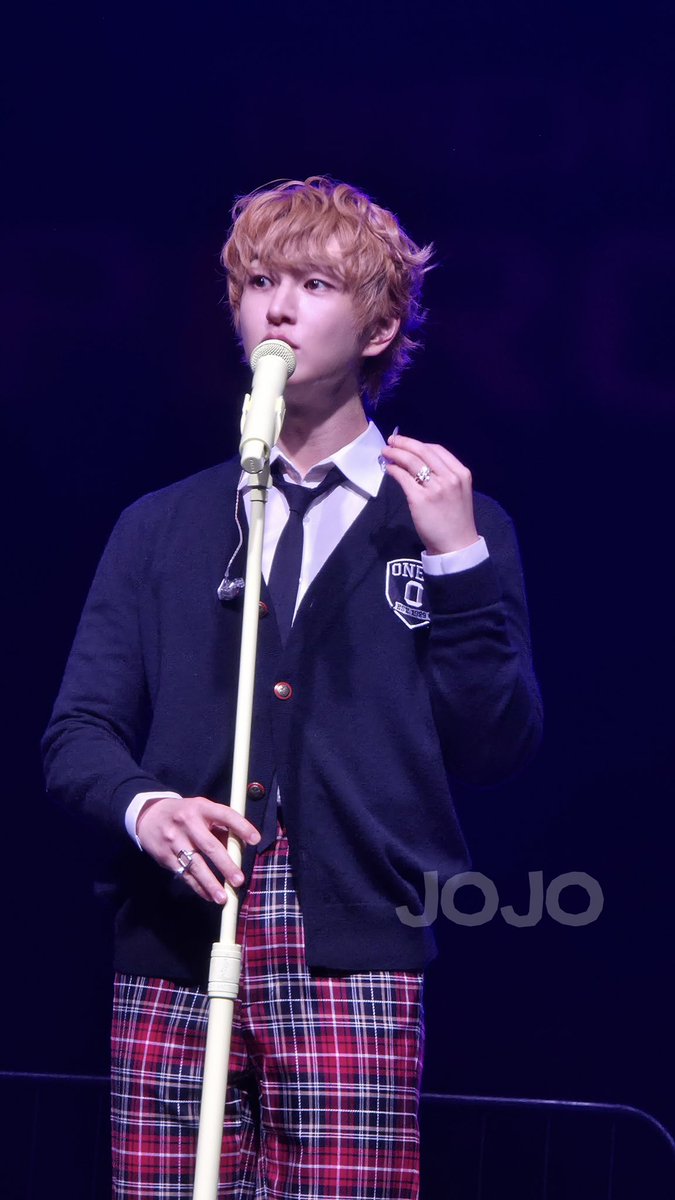 jinkibearlee's tweet image. 👀可爱宝贝😘

#온유 #ONEW #オニュ #이진기
#ONEWTHELIVE #PERCENT
#ONEW_THE_LIVE_PERCENT_BERLIN