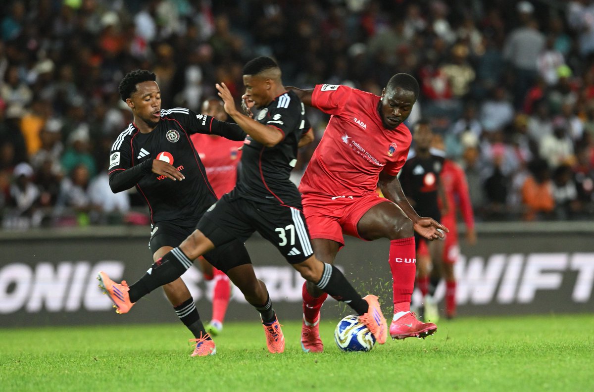 Soccer Laduma Local tweet media