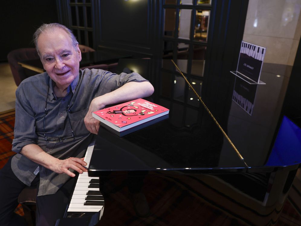 Charlando con PABLO CARRERO (Rock Indiana). Creo que es una de las entrevistas más sabrosas que he hecho: cuento secretos personales y profesionales que tal vez no debería compartir, como los encuentros con Raphael, Bertín Osborne, Lou Reed o Tom Jones
hoyesarte.com/entrevistas/di…