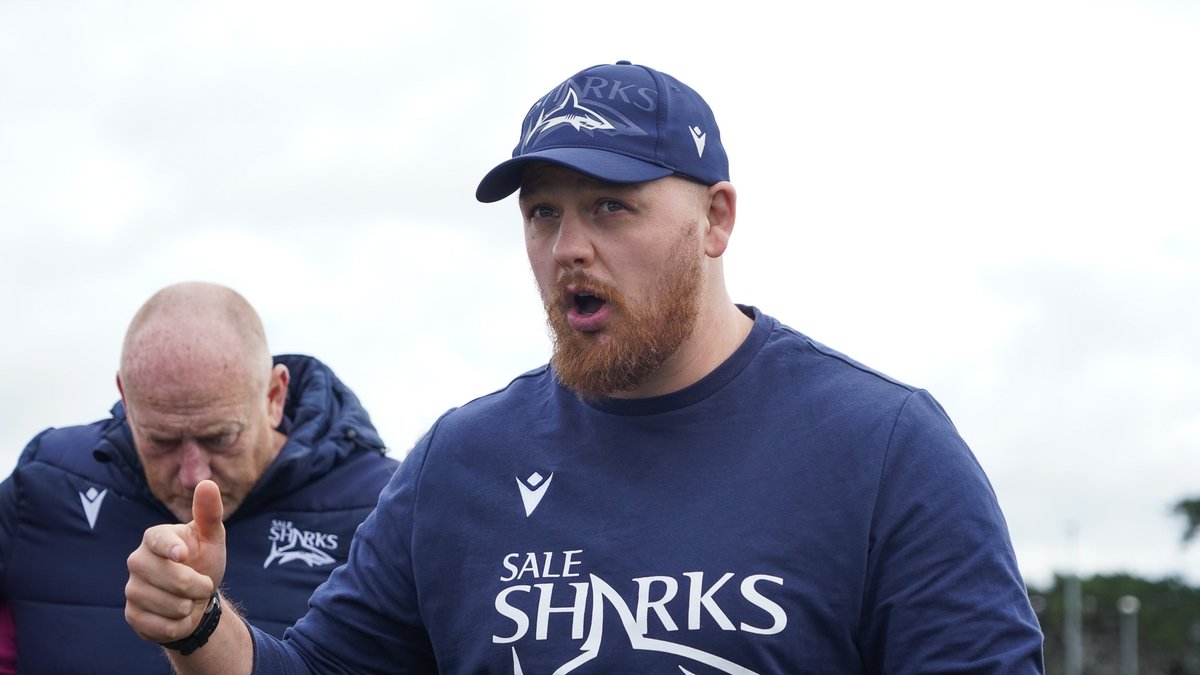 Interview with TRU favourite <a href="/Charlie_Beckett/">Charlie Beckett</a> 🙌

🏠 Back in the North-West
🤝 Working with his best mate
🌟 Stars at Sale
✨ 'Privilege' to work in women's rugby
🦈 Sharks ambitions

🗣️ The <a href="/SaleSharksWomen/">Sale Sharks Women</a> defence coach chats to <a href="/_ElizabethC99_/">Elizabeth Cartwright</a>...

talkingrugbyunion.co.uk/charlie-becket…

#PWR