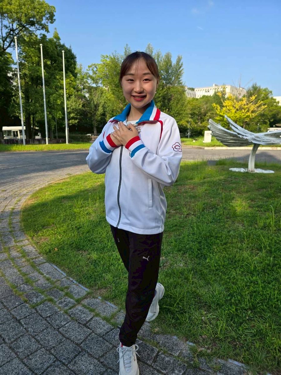 online_on_ice's tweet image. ꕤ ⑅ ┈┈┈┈┈┈┈┈┈┈ ⑅ ꕤ
   全日本フィギュア2025まで
            ❄️あと21日 ❄️
ꕤ ⑅ ┈┈┈┈┈┈┈┈┈┈ ⑅ ꕤ

  女子No.8️⃣
🗼松生理乃(まついけりの)選手🗼
21歳/中京大学

GPフィンランド大会で見事3位🥉…