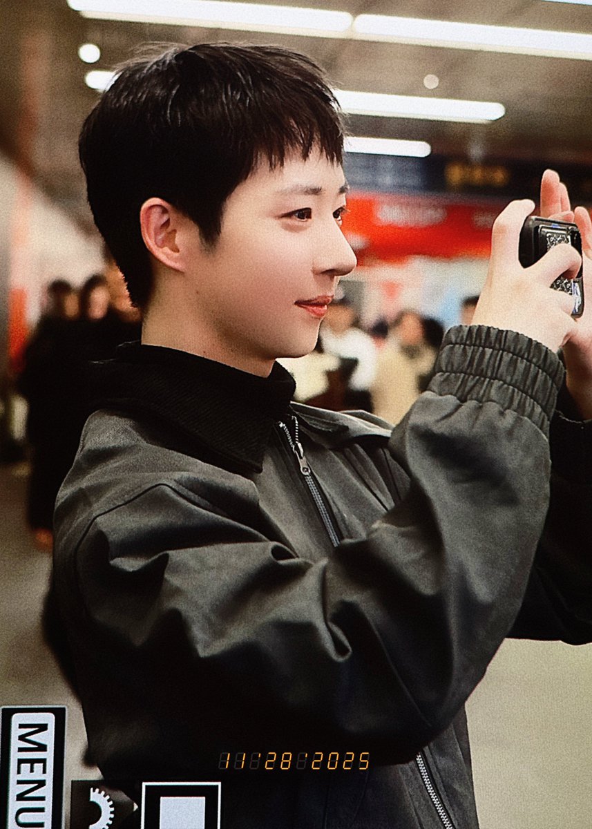 우연 tweet media