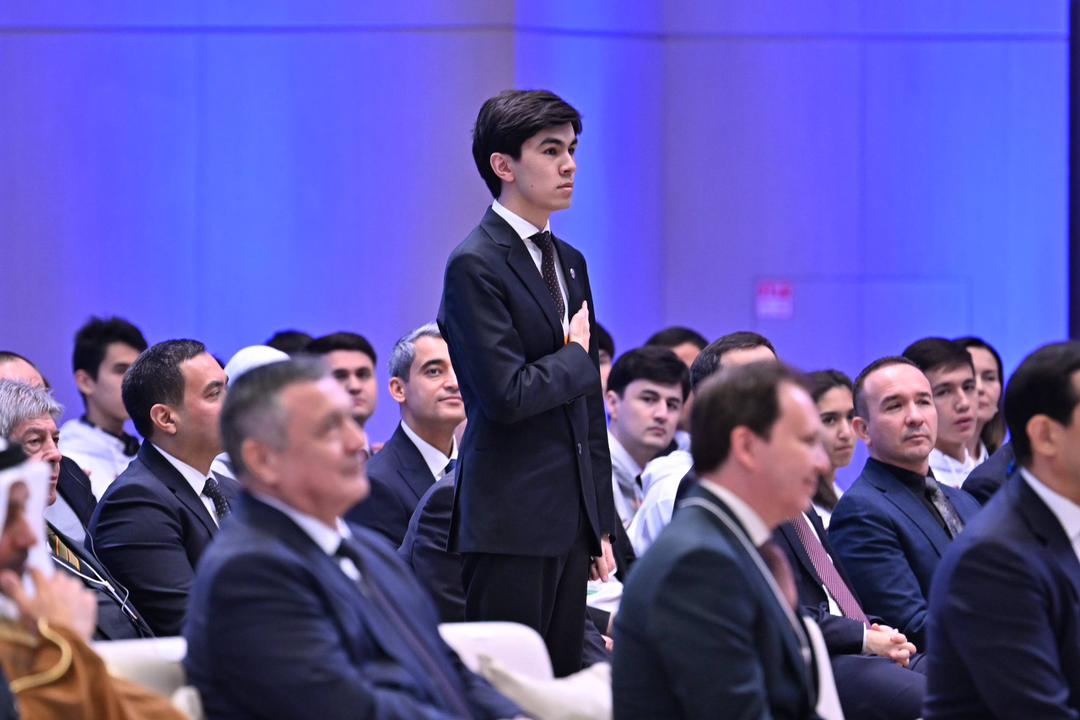 GMJSindarov's tweet image. Thank you for your congratulations Mr.President @president_uz 

I hope I will bring many trophies again🏆

I&apos;m proud to be Uzbek 🇺🇿