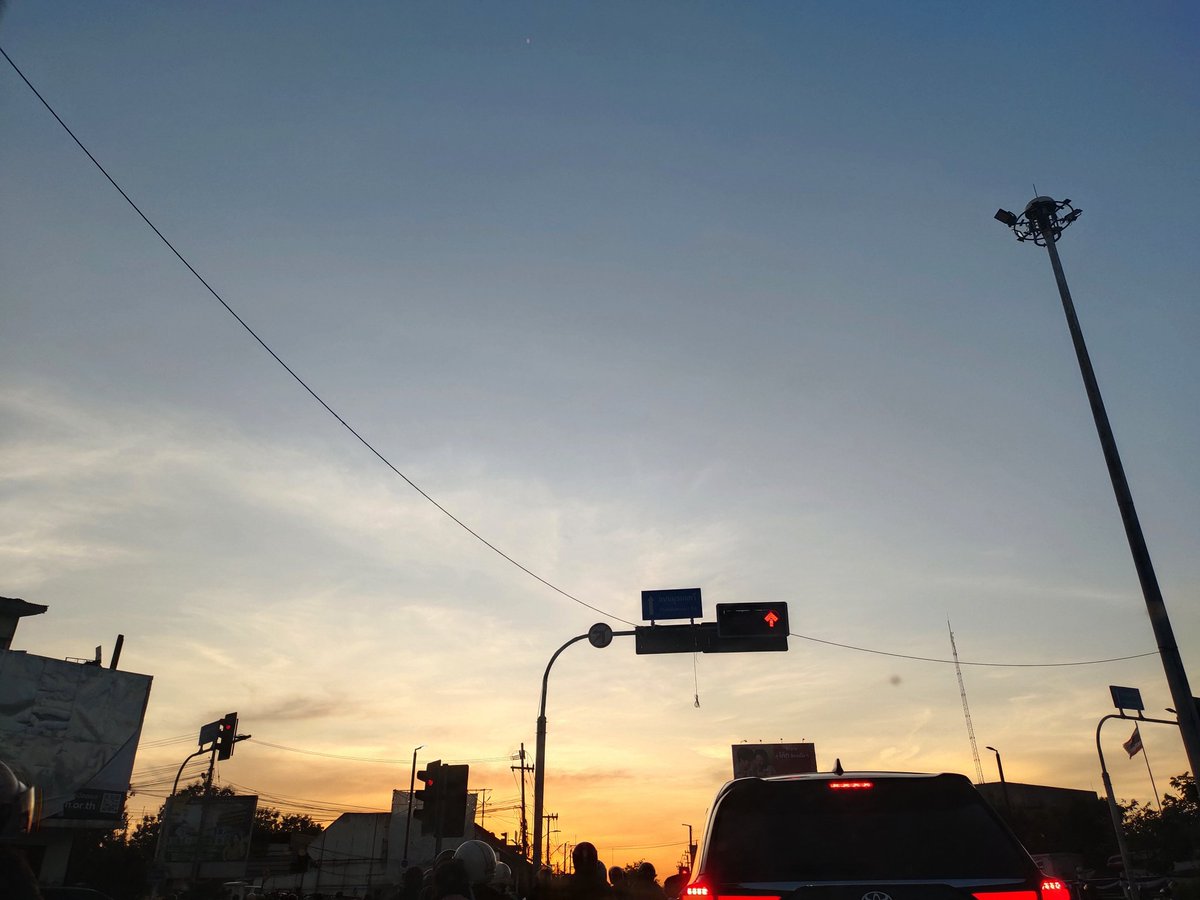 เมื่อไรจะเจอคนที่นัดได้จริงๆในxบ้างนะ
ชอบผู้ชายหน้าตาดี สะอาด สุภาพ 
ไม่หื่นกาม  
#โคราช #โคราชนัดเจอ