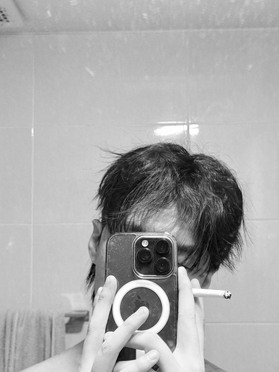 이때 사람이 왤케 지저분해 보이냐 ㅋㅋㅋㅋㅋㅋㅋㅋㅋ