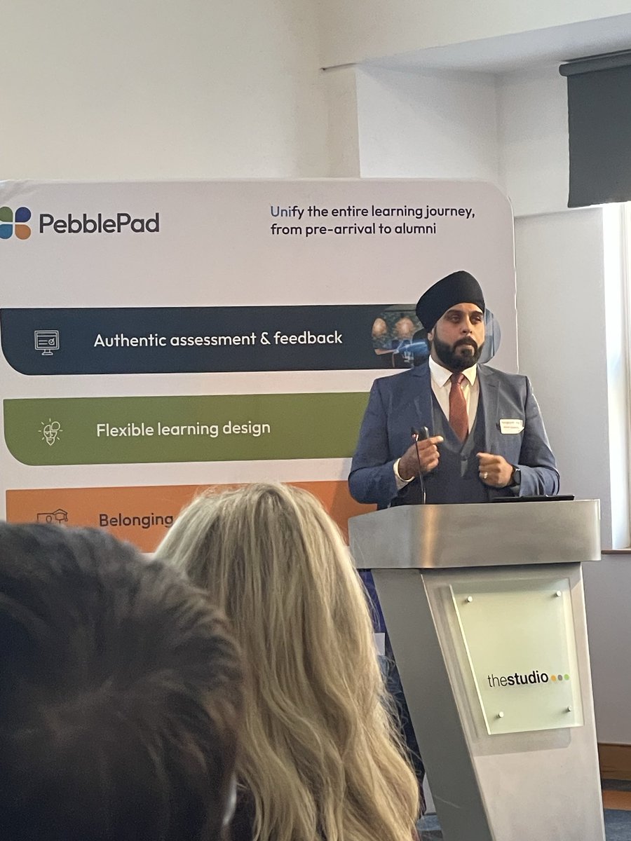 Ali McHugh 🌟 tweet media