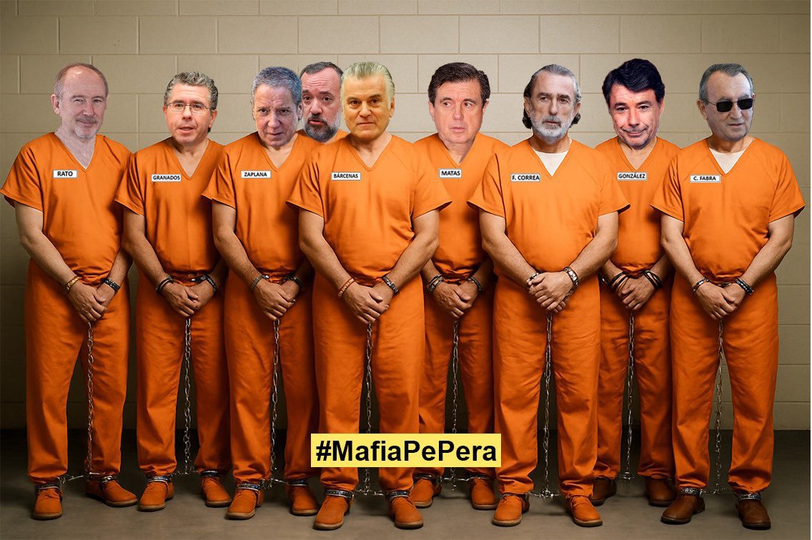 AntnMartnLpez1's tweet image. En la primera fila de la manifestación