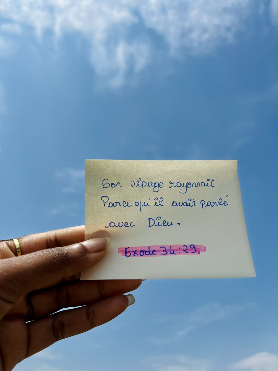 La communion avec Dieu apaise l’intérieur, mais elle rejaillit aussi sur l’extérieur. ✨