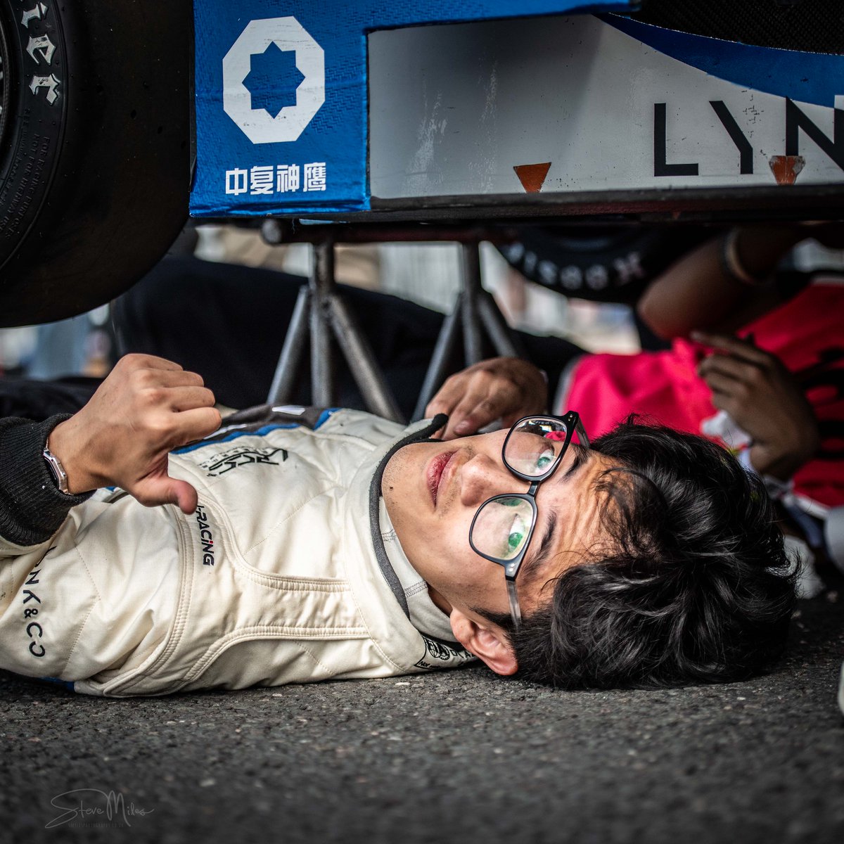 FormulaStudent's tweet image. Just one week to go before part 1 of registration for #FS2026 ends - get your DCS uploaded to your team account by 5 Dec 2025 and join the fun, the excitement, and the high drama of #formulastudent at Silverstone next summer! More on registration: bit.ly/4qHJUf9