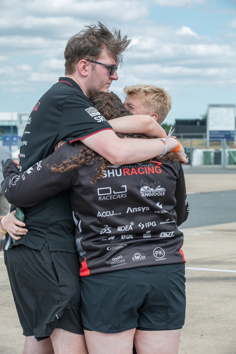 FormulaStudent's tweet image. Just one week to go before part 1 of registration for #FS2026 ends - get your DCS uploaded to your team account by 5 Dec 2025 and join the fun, the excitement, and the high drama of #formulastudent at Silverstone next summer! More on registration: bit.ly/4qHJUf9
