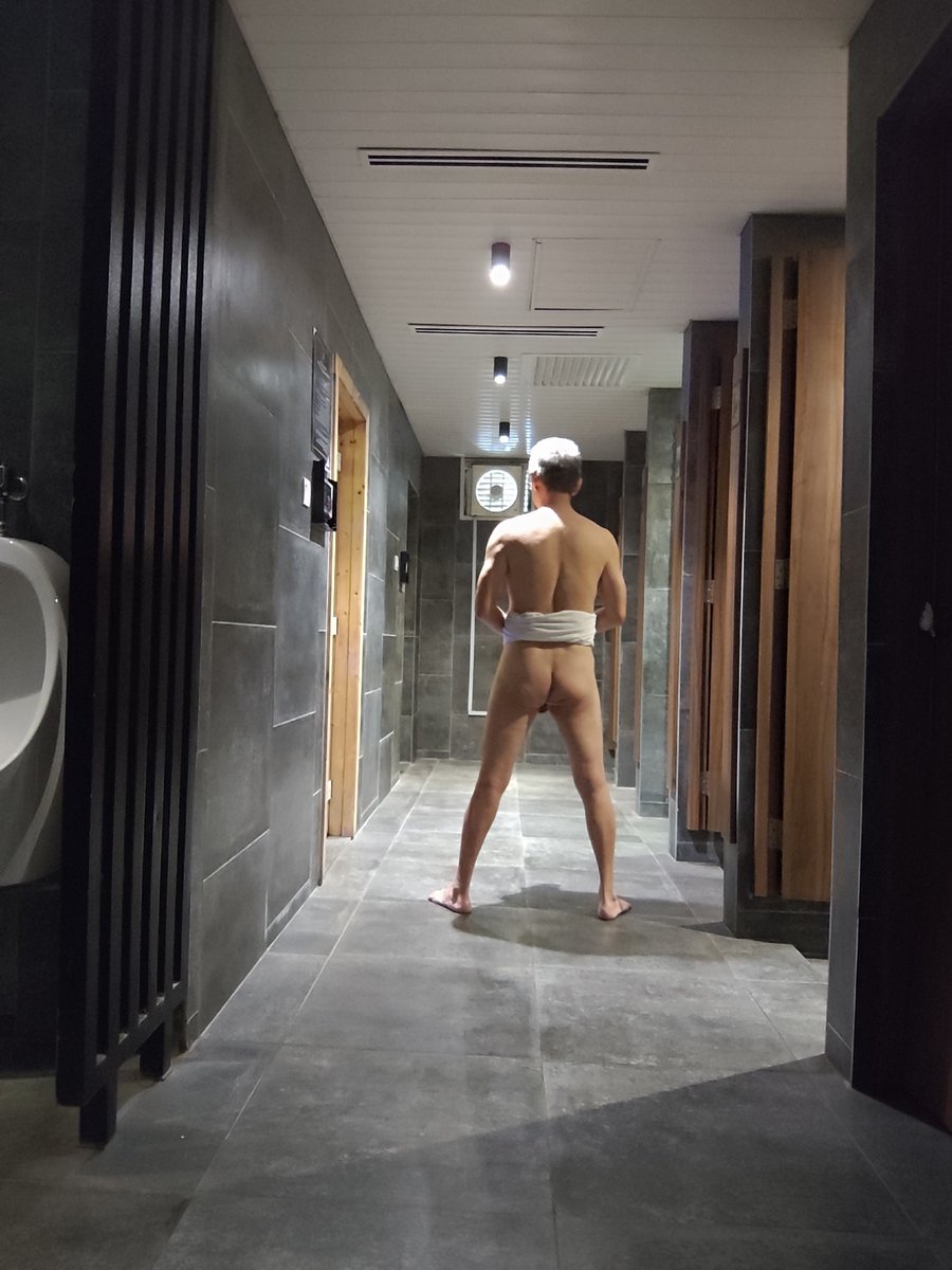 Another Posing at the sauna after workout 
#exhibitionist