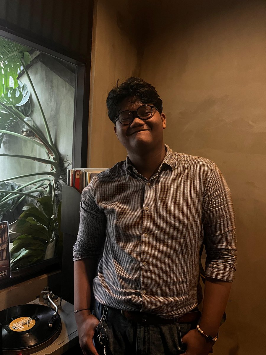 raja ayam tweet media