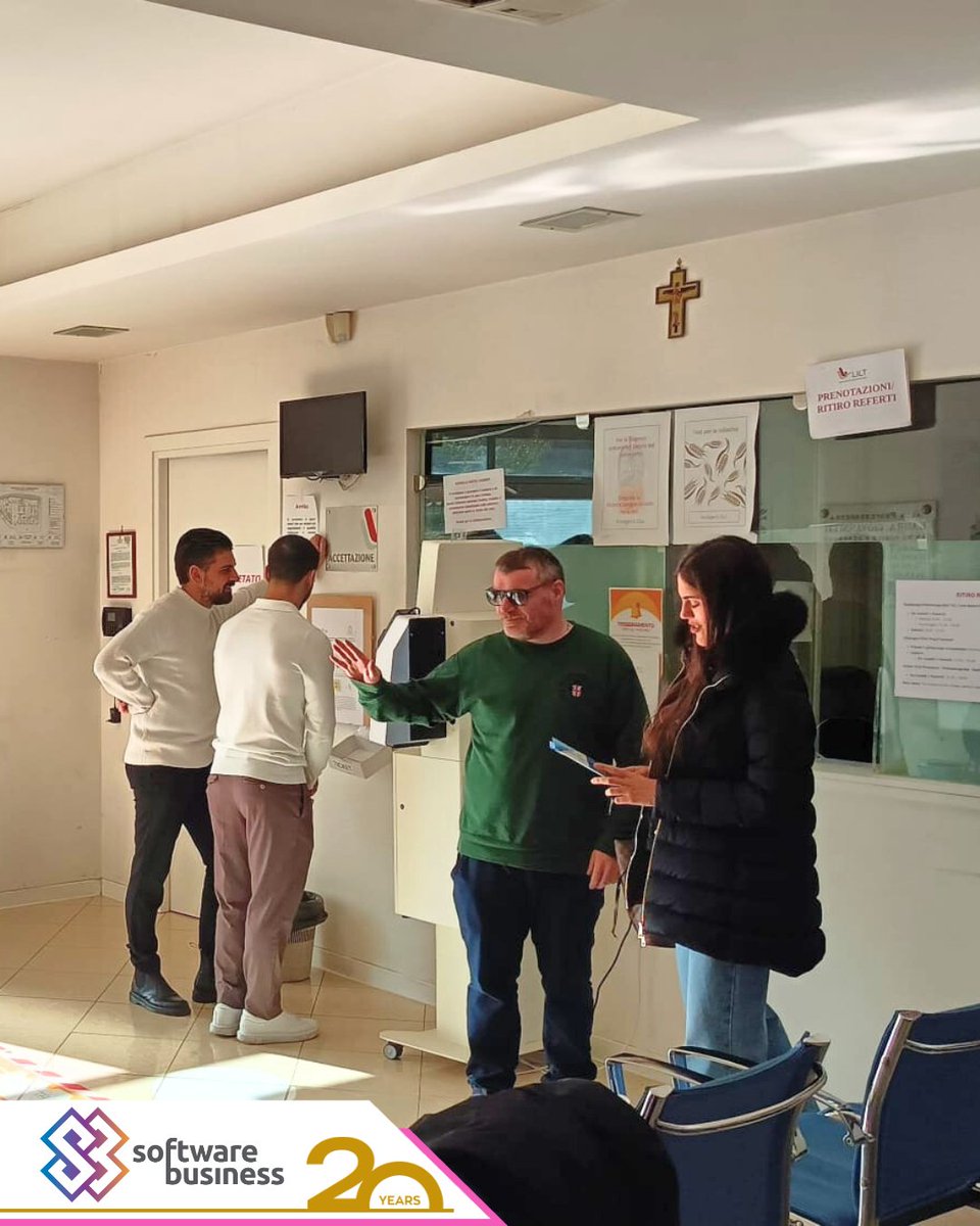 soft_bus's tweet photo. In memoria di Ida de Amicis. 🎀 

Domenica, in collaborazione con LILT, i dipendenti della sede di Avellino hanno partecipato a una giornata dedicata alla prevenzione oncologica.

Quella di Avellino è stata la prima tappa di un percorso che proseguirà in tutte le sedi. https://t.co/cbRtAvs20n