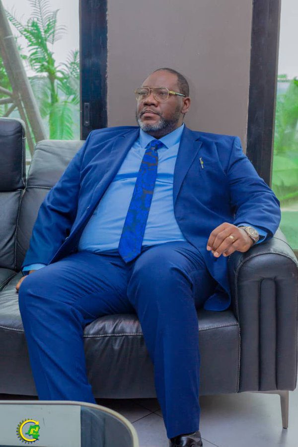 AxelMakumb62093's tweet image. la jeunesse, portons une responsabilité historique : exiger la transparence, défendre la vérité, et bâtir la confiance. Car c’est seulement ainsi que nous ouvrirons la voie au développement durable, à la justice sociale et à une gouvernance digne de notre nation.
#MCA @KasongoKas