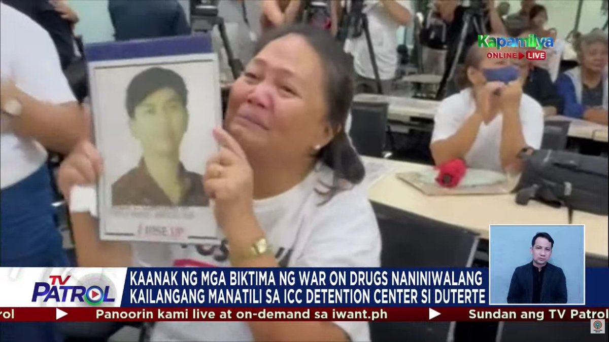 IvanAtHome's tweet image. A mother of a young man killed during the &apos;War on Drugs&apos; cries tears of joy upon hearing that Duterte was denied release by the International Criminal Court.

Today was his birthday.