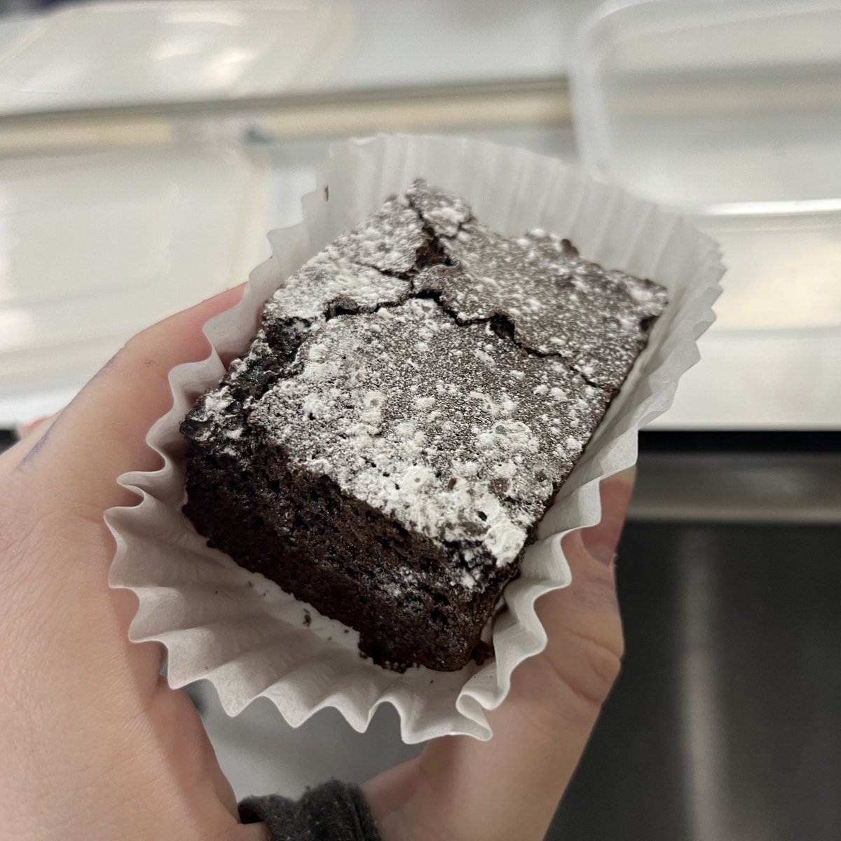cal est?? (again)  its brownie but wasnt that dense i think like 300cals….?