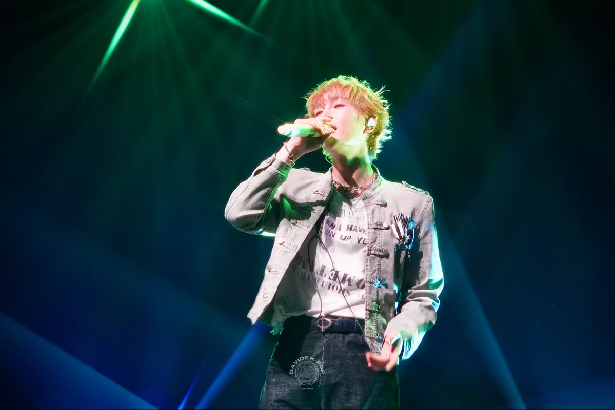 DavideKpop's tweet image. The talent was truly incomparable! ✨ 

ONEW&apos;s London Review is now live! 🇬🇧 
@ONEW_GRIFFIN

📖 davidekpop.com/2025/11/28/con…

#온유 #ONEW #ONEWTHELIVE #PERCENT #ONEW_THE_LIVE_PERCENT #온유더라이브 #온유더라이브퍼센트 #온유콘서트

📸 Photos Credit Davide K-pop