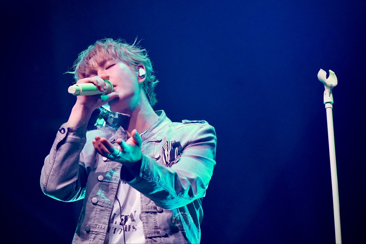 DavideKpop's tweet image. The talent was truly incomparable! ✨ 

ONEW&apos;s London Review is now live! 🇬🇧 
@ONEW_GRIFFIN

📖 davidekpop.com/2025/11/28/con…

#온유 #ONEW #ONEWTHELIVE #PERCENT #ONEW_THE_LIVE_PERCENT #온유더라이브 #온유더라이브퍼센트 #온유콘서트

📸 Photos Credit Davide K-pop