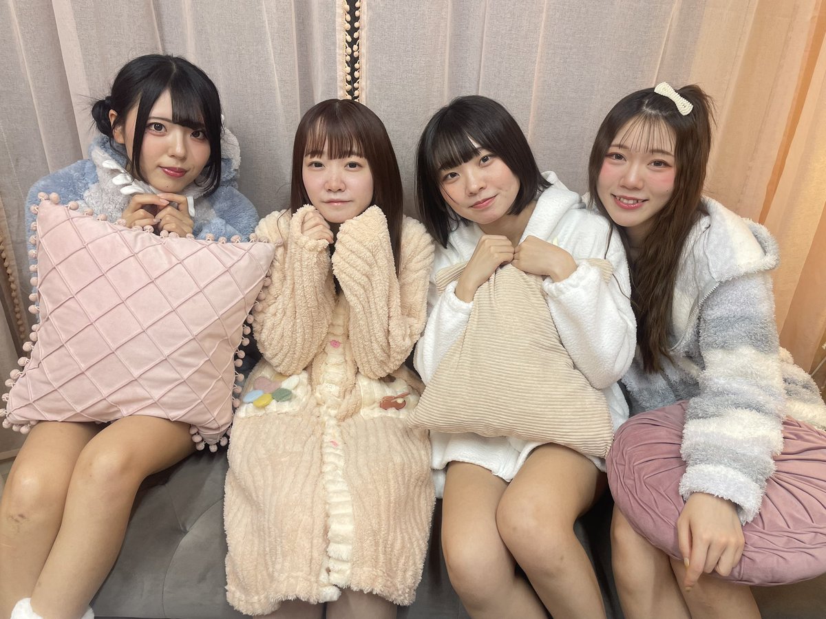 HOTALOOP_info's tweet image. パジャマオンラインチェキ会
始まりました‼︎

youtube.com/live/_Y8i_AGp0…

音声聞こえなかったので、こちらにURL変更しております！