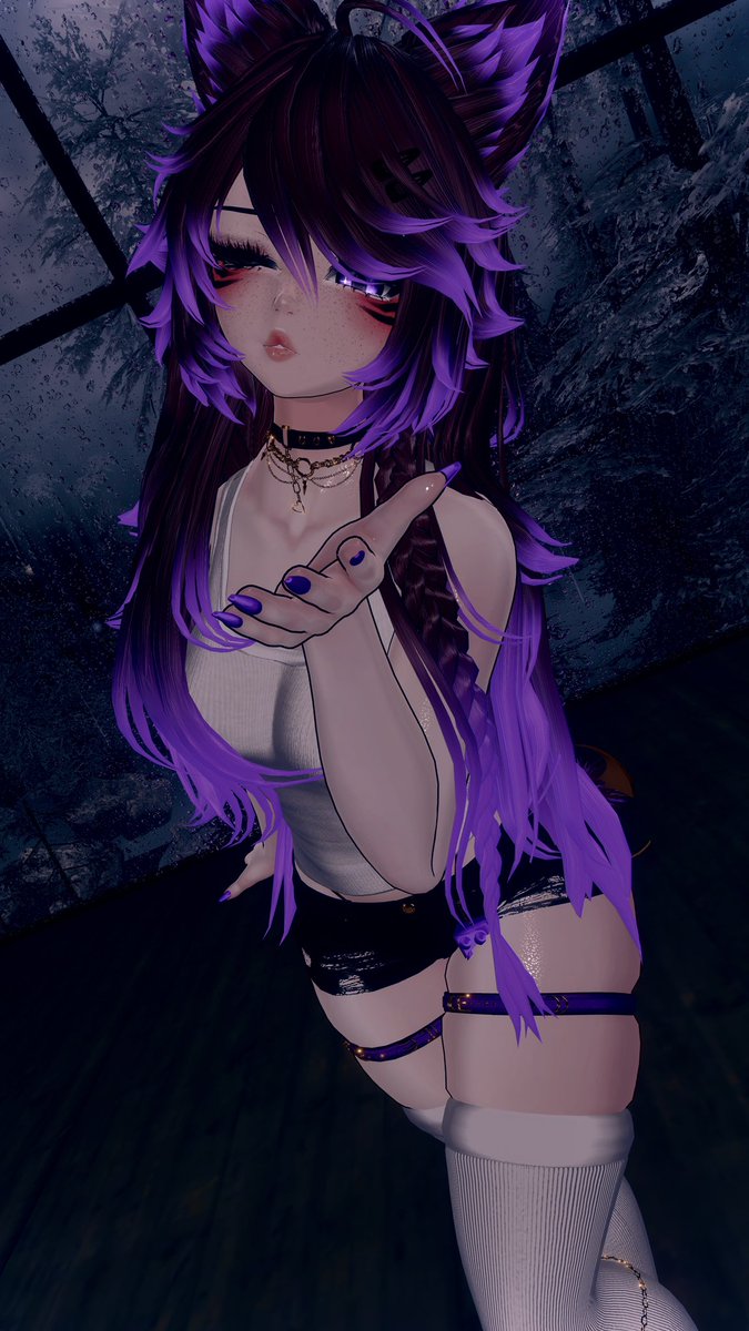 Krushiin's tweet image. Late night kisses~🤍