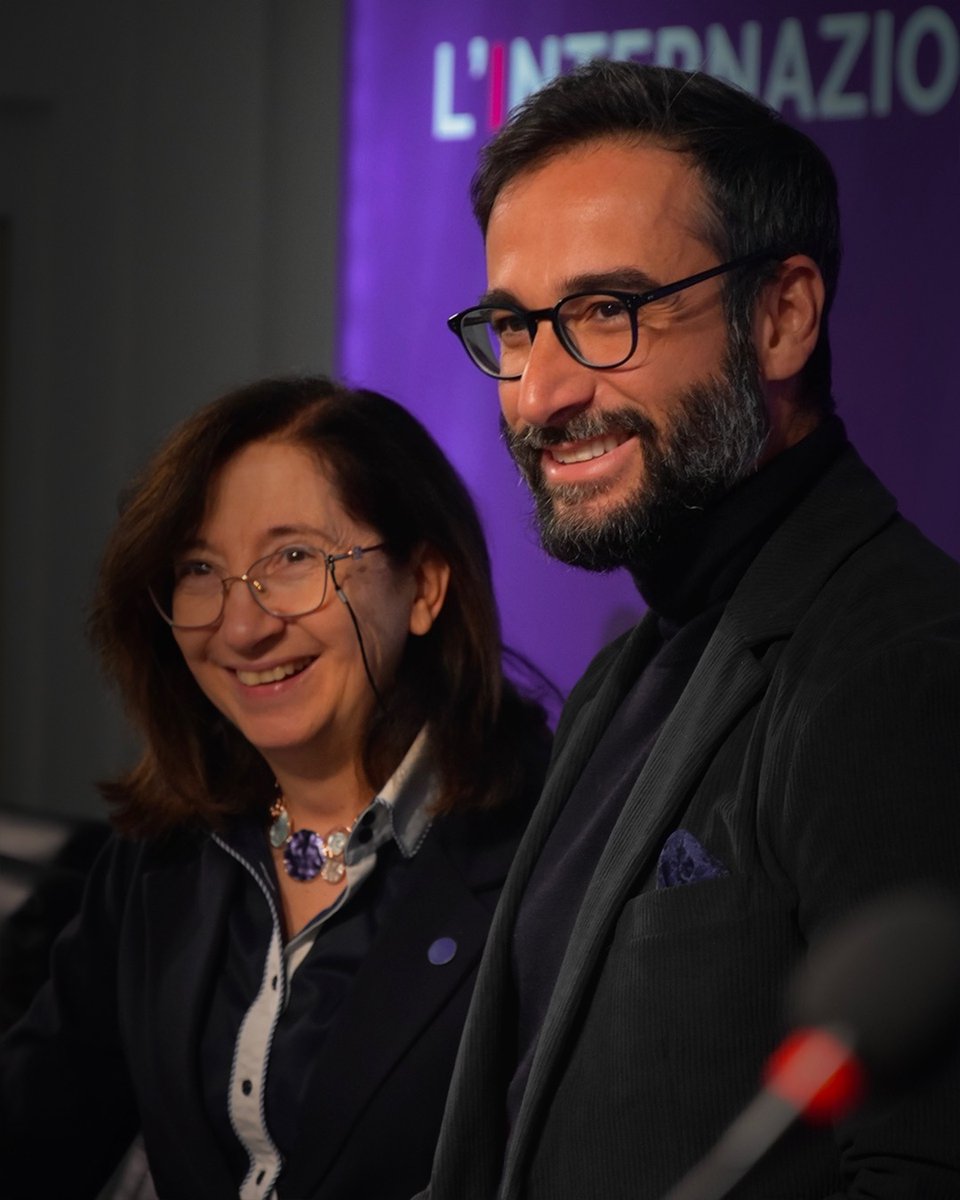 UnintUniversita's tweet image. Ieri abbiamo inaugurato l’Aula Confucio UNINT, svelandone la targa e celebrando l’apertura con saluti istituzionali, esibizioni musicali e la presentazione delle attività. A seguire, un carosello culturale tra calligrafia, musica, nodi cinesi e cerimonia del tè.