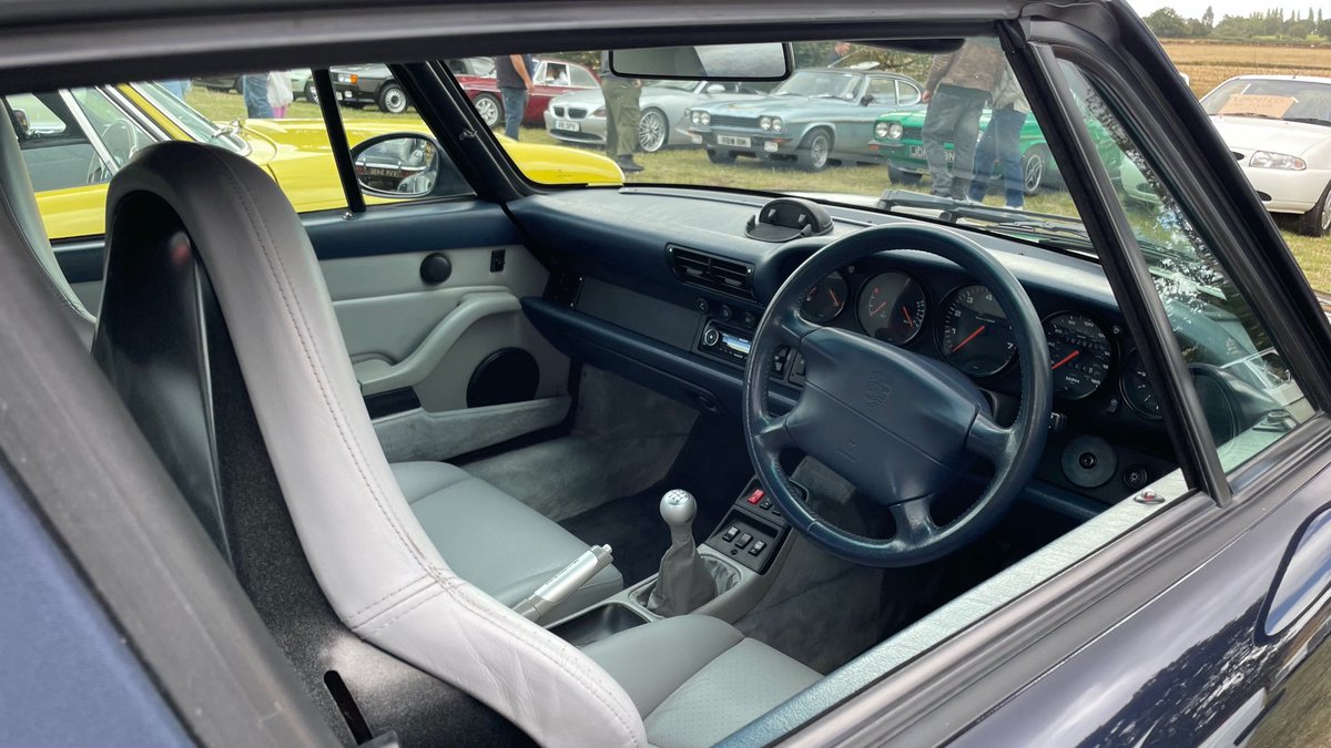Porsche 911 Targa S, blue over light grey. #porsche #cartwitter #spotted