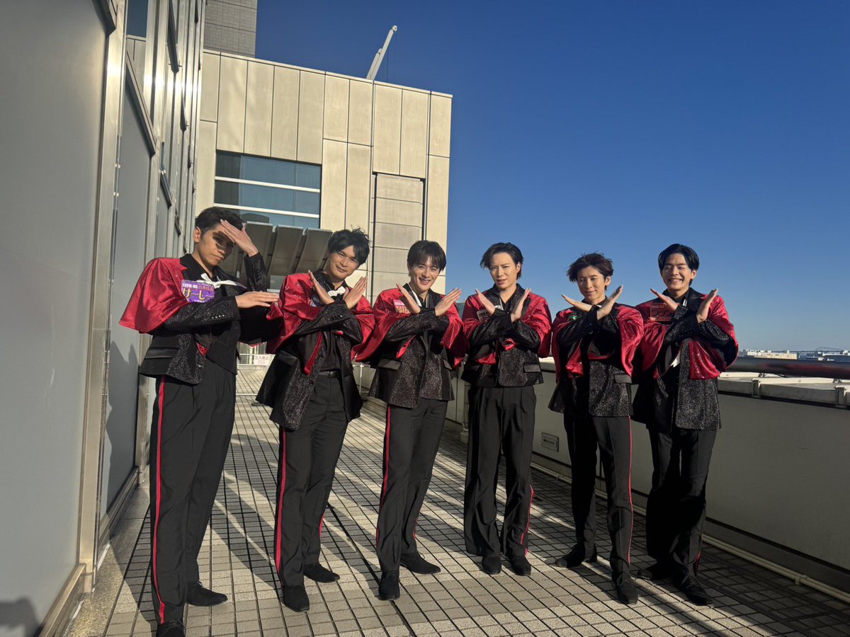 今週ラストのぽかぽかありがとうございました💪🔥 Xmas感じる楽屋前に