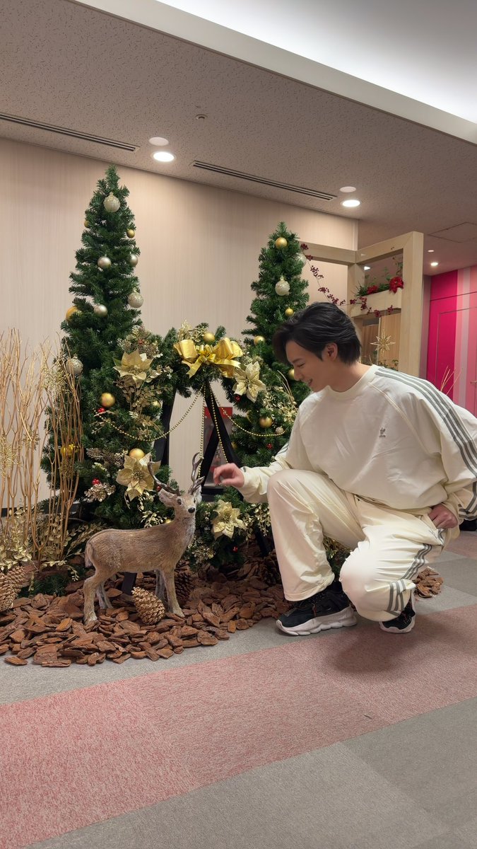 今週ラストのぽかぽかありがとうございました💪🔥 Xmas感じる楽屋前に