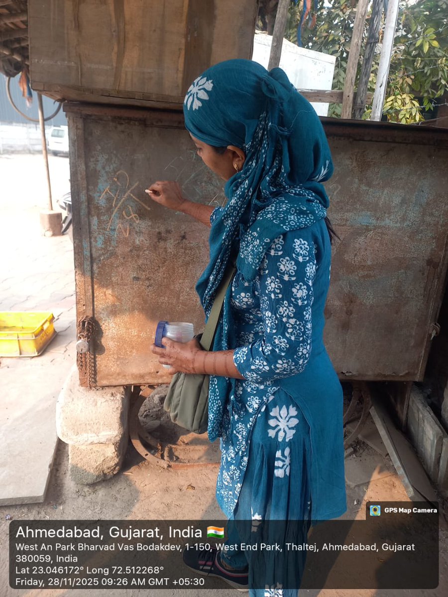 dsbccAmc's tweet image. આંબલી UHC, AMC હેલ્થ ડિપાર્ટમેન્ટ: ફીલ્ડ લેવલ NCD સ્ક્રિનિંગ પ્રવૃત્તિઓ, ઈન્ટ્રા-ડોમેસ્ટિક વેક્ટર અને વોટરબોર્ન ડિસીઝ પ્રિવેન્શન, તેમજ ANM દ્વારા VBDC ફીલ્ડ ઇન્સ્પેક્શન સફળતાપૂર્વક કરવામાં આવી. #NCD #VBDC #VectorControl #AMCHealth #NHM