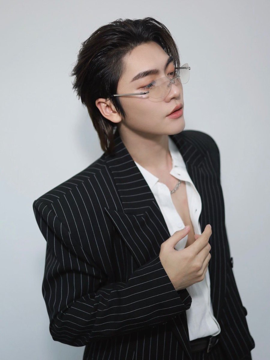 Boss_KoreaFC's tweet image. 🗓2025.11.28
𝗨𝗽𝗱𝗮𝘁𝗲 : rentformen.bkk IG

#Bosschaikamon #Shawtyboss #BoNoh #BOSSCKM