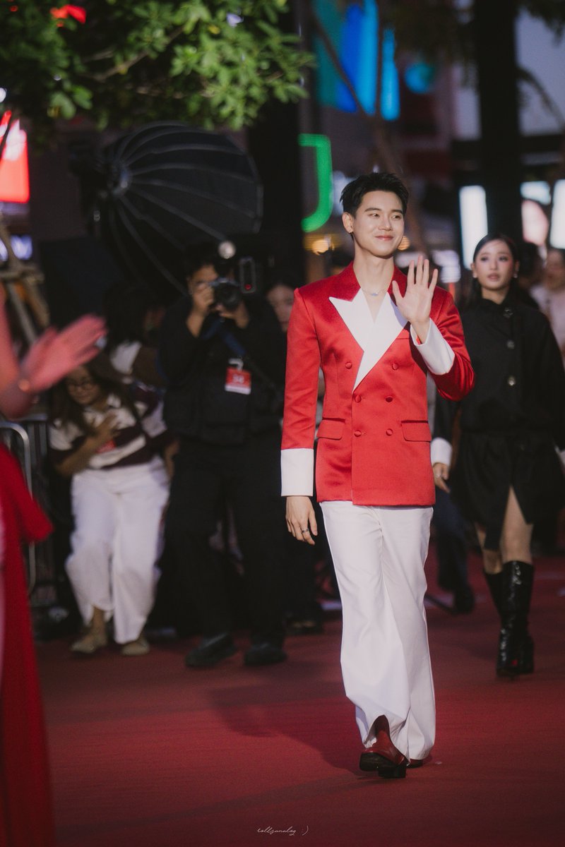 rollsanalog7's tweet image. 28.11.2025   สารวัตรออกงาน 🫡

BARENBLISS BEAUTRIUM YIN 
#barenblissxYin
#yinyin_anw ; @yinyin_anw