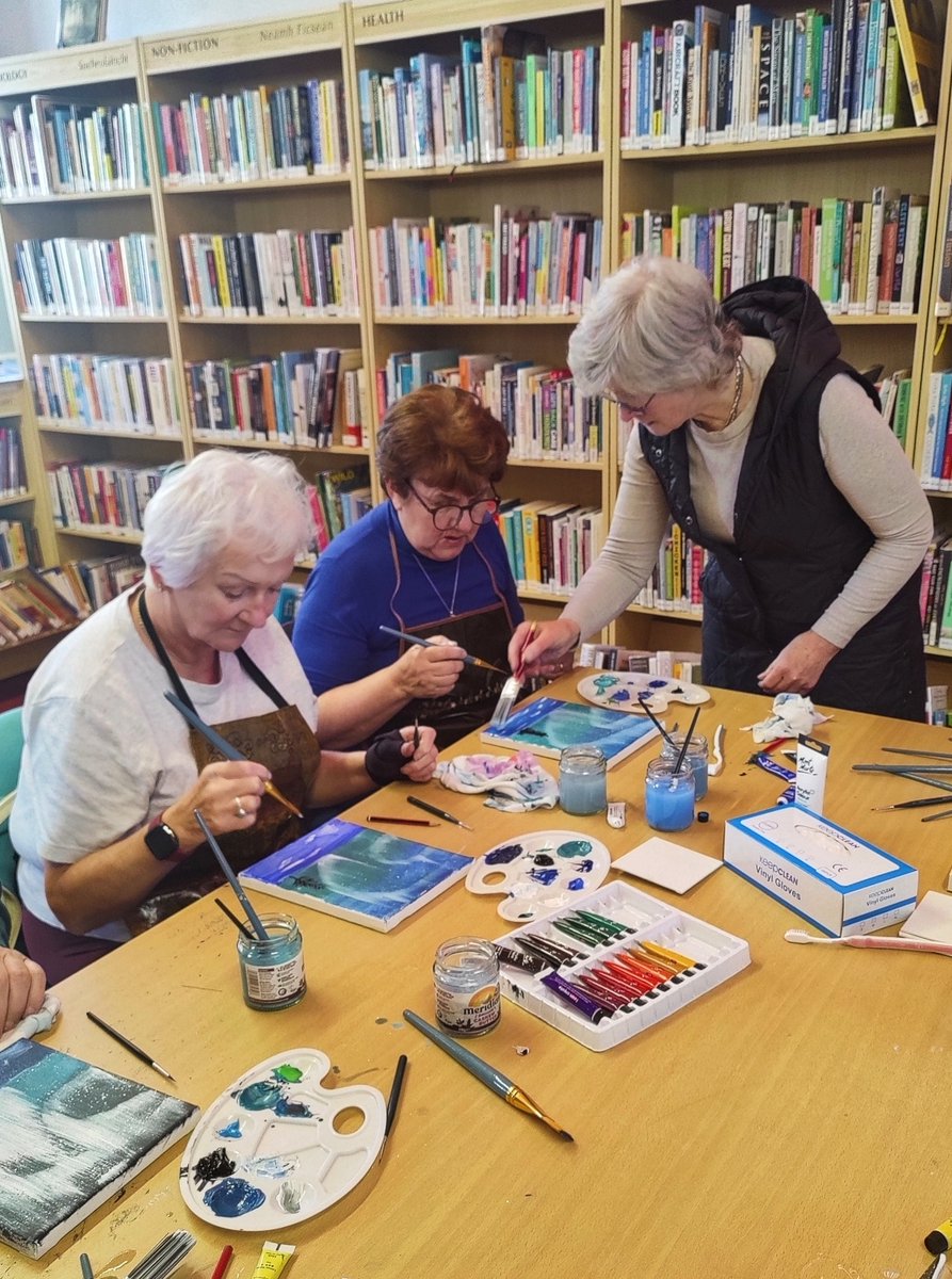 limklibraries's tweet image. We are loving the beautiful paintings created at our Winter Painting Session in #AbbeyfealeLibrary yesterday. 
Thanks to all who joined us, and to staff member Anne who shared her expertise with the group 🧑‍🎨🎨🖌️

#LimerickLibraries #locallibrary #Abbeyfeale #winter #winter2025