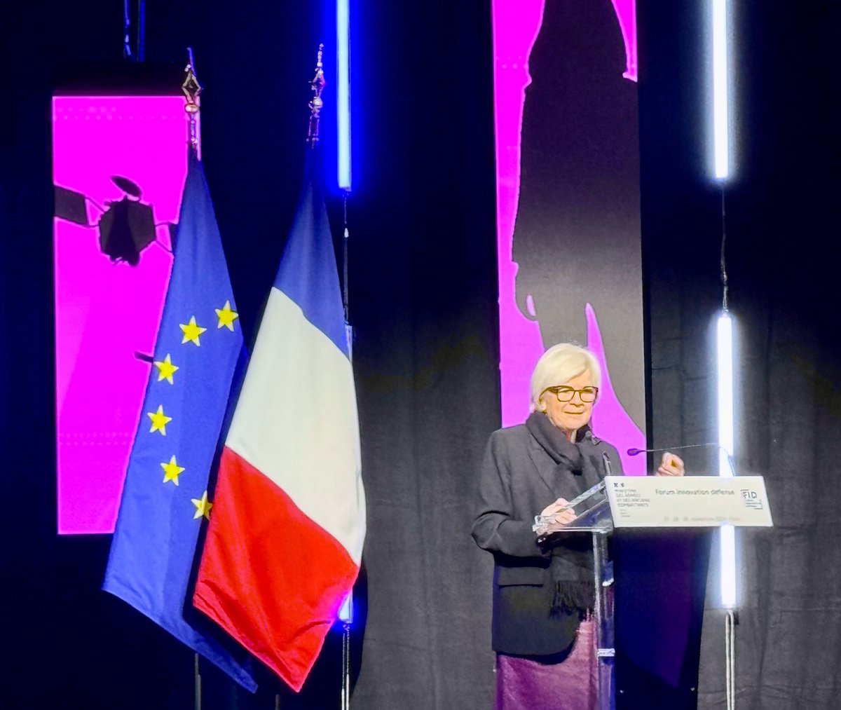 Agence_ID's tweet image. #FID25
🛰️ @CaVautrin, ministre des armées et des Anciens combattants a annoncé que @USpace_ a sélectionné le lanceur de @MaiaSpaceOff pour la mission TOUTATIS, une démonstration d’action dans l’espace composée de deux satellites en orbite basse, menée pour le compte de l’Agence…