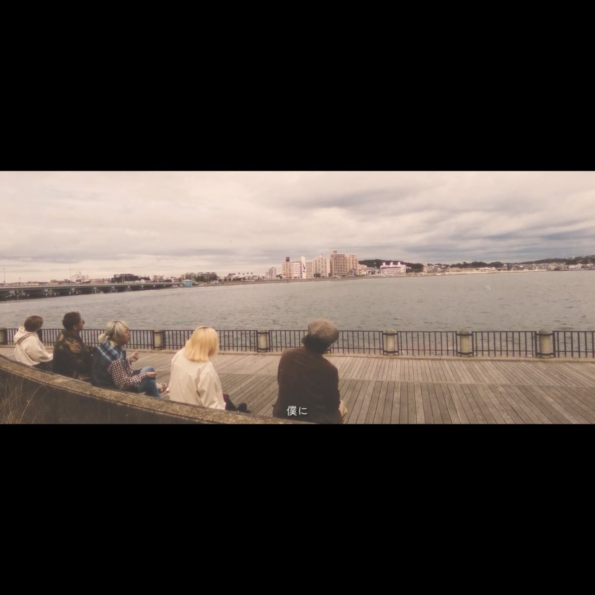 【サプライズ公開】

松永一哉｢感情7号線｣Music Video
youtu.be/DguWqz5ZnjU

バンドメンバーと1日過ごしながら肩の力抜いて撮影してきました😌🏝️
son_odaは欠席🥺

♦︎Cast
松本将太 <a href="/matsumotoshouta/">松本将太</a> 
黒澤俊彦 
高橋遊 <a href="/yu_chaka/">高橋遊</a> 
金南嬉 <a href="/KimNamHeee/">金南嬉(なみ)</a> 
松永一哉

『感情7号線』
作詞 松永一哉