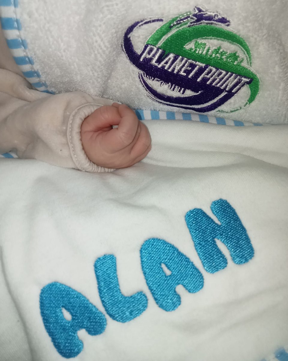 planetprint00's tweet image. Cuando nace un niño cerca de nuestra empresa, le celebramos con una toalla personalizada con su nombre y nuestro logotipo. Y si aún no ha llegado ese momento especial, no pasa nada: conoce todos nuestros servicios de impresión personalizada
#PlanetPrint #ImpresiónPersonalizada