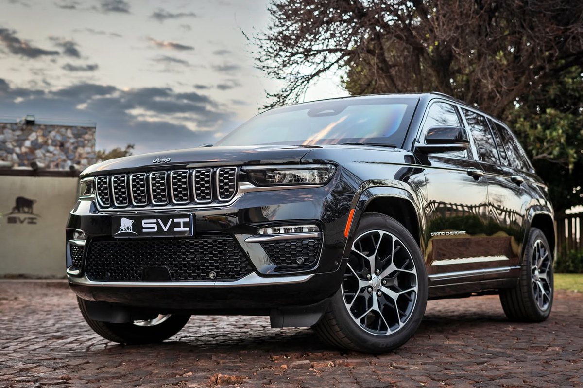 👏 Earlier this year, we partnered with Stellantis SA to launch a B4+ armoured version of the Grand Cherokee, handing this menacing SUV full AK47 protection. 💪

🙏 Big thanks to the folks over at <a href="/Jeep_SA/">Jeep South Africa</a> for working with us! 🤝