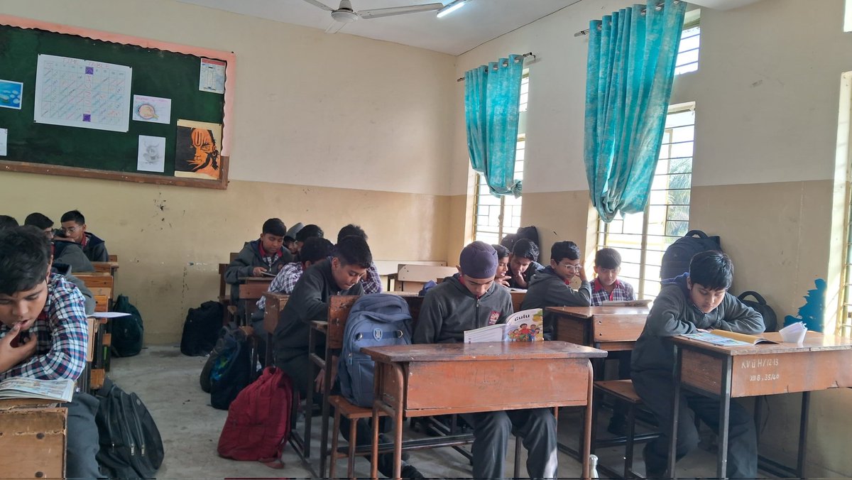kv2hindan's tweet image. @kv2hindan
#Today&apos;s Activity:
28 November 2025

Understanding and reading of #Puberty through the books - Menstruation book 
(#Mesopedia) and Gullu 
by the #Counselor Ms Apoorva

Conducted in classes
6B , 7A , 7C ,8A and 8B

@KVS_HQ
@EduMinOfIndia 
@DselEduMinistry
@KvsAgra